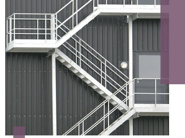 Изготовление и монтаж пожарных лестниц в Ревде быстро и надежно