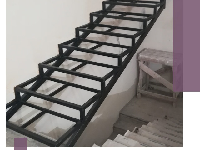 Демонтаж лестниц на металлокаркасе в Ревде: быстрый вывоз и разбор