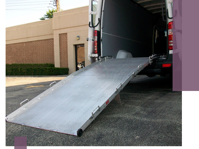 Мобильные пандусы в Ревде — производство, монтаж и аренда