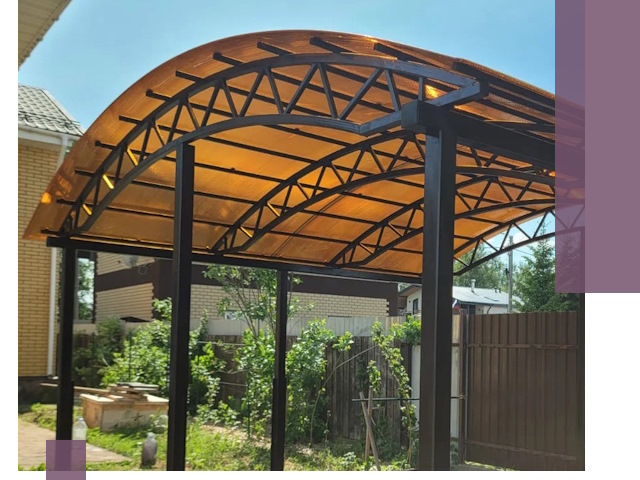 Изготовление навесов под ключ в Ревде из качественных материалов