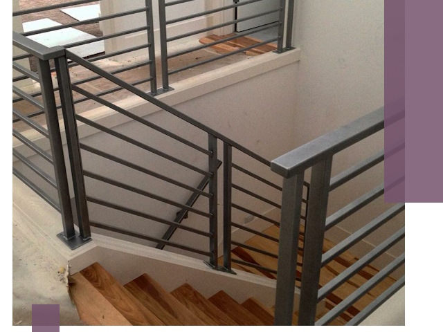 Изготовление поручней из металла и дерева в Ревде