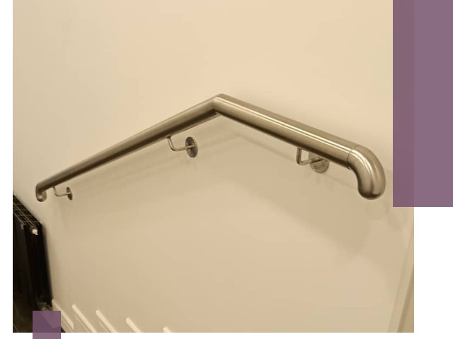 Изготовление пристенных поручней в Ревде под ключ за сроки